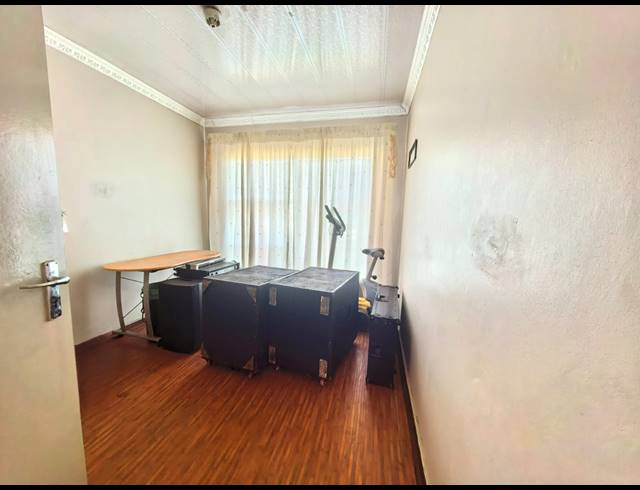 3 BEDROOM HOUSE FOR SALE IN ZAMDELA